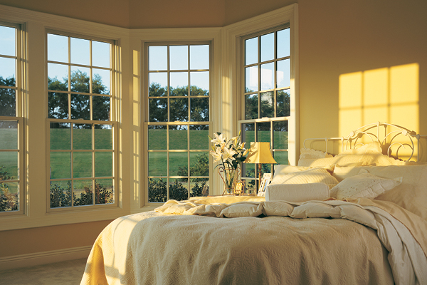 Bow And Bay Windows Are Impressive In A Guest Room